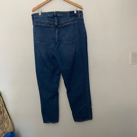 Abercrombie & Fitch Curve Love High Rise Mom Jean - Picture 2 of 5